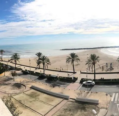 Espectacular ático Con Vistas Al Mar Cunit